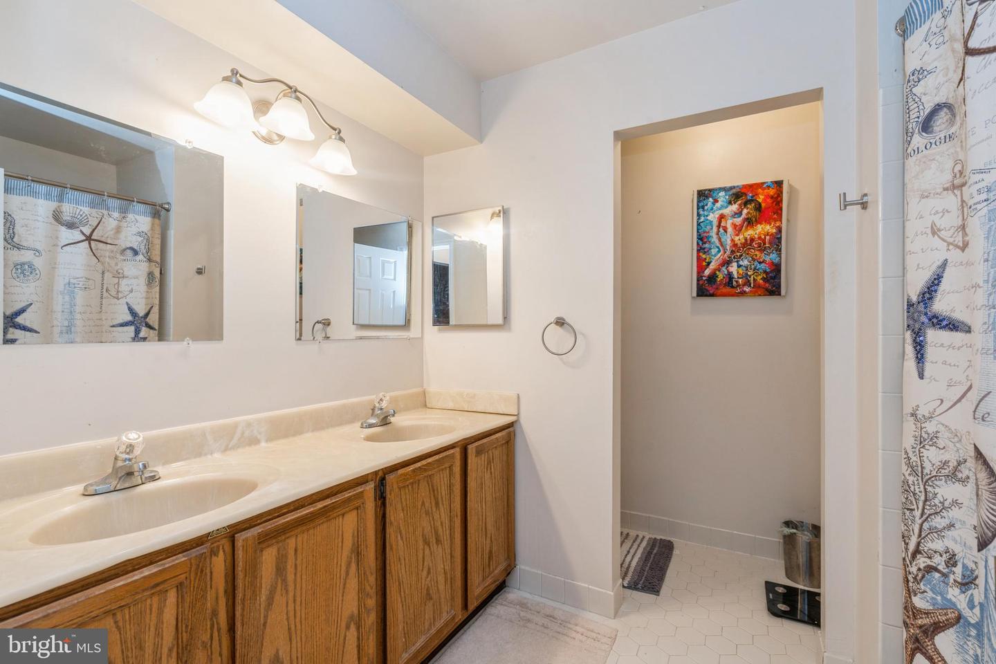 Photo 22 of 32 of 25f-F Chestnut Ct #F townhome