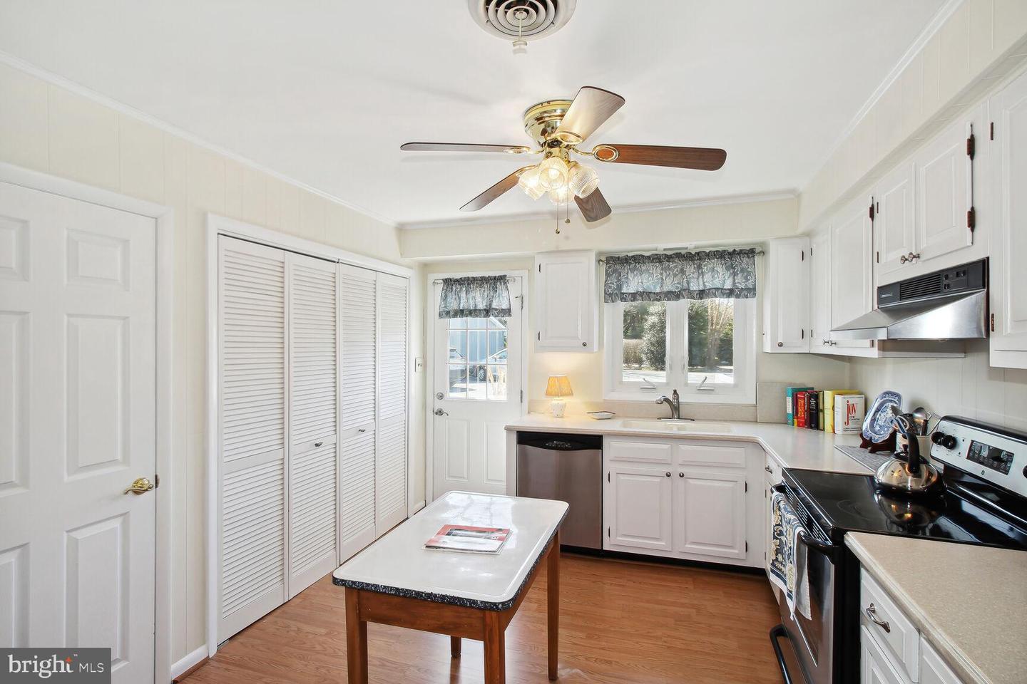 Photo 9 of 29 of 24560 Deepwater Point Dr #4 townhome