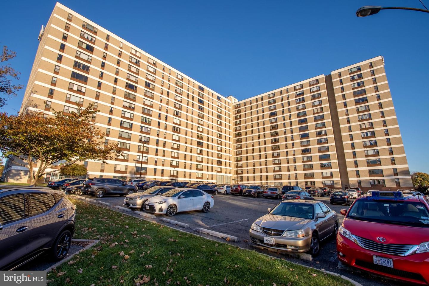 4600 Duke Street Unit 408, Alexandria, VA, 22304