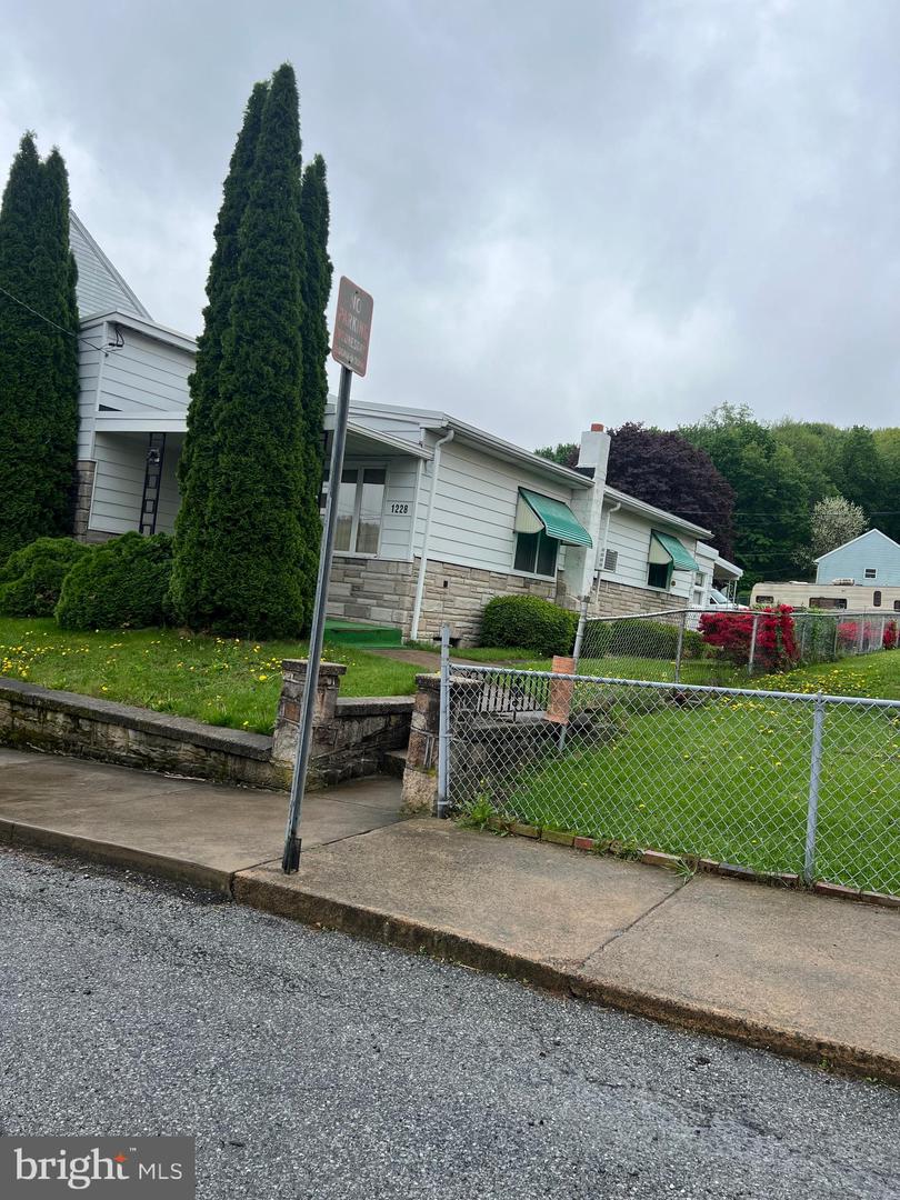 Listing image 6