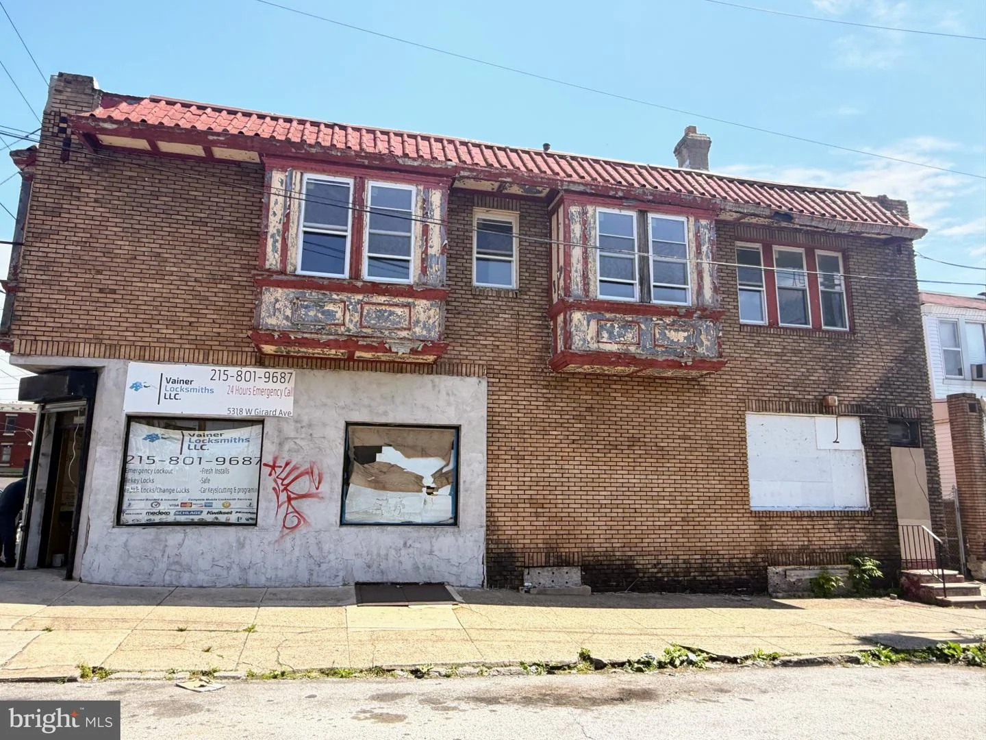 5318 W Girard Avenue