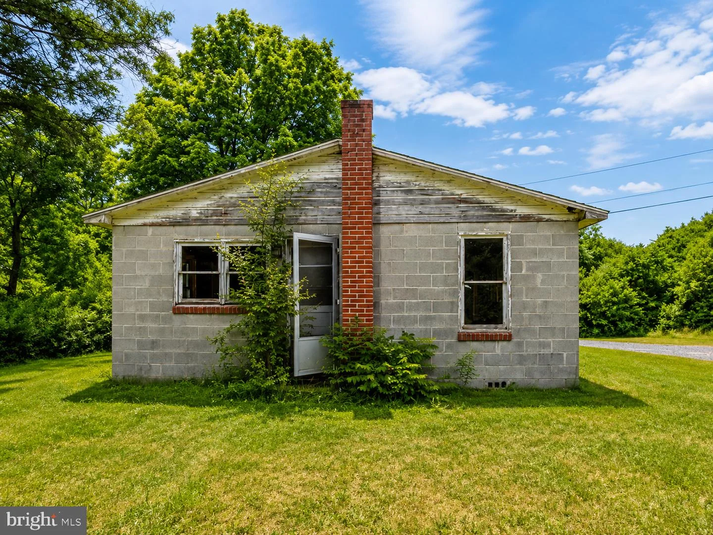 25 Mickey Lane, Milroy, PA, 17063