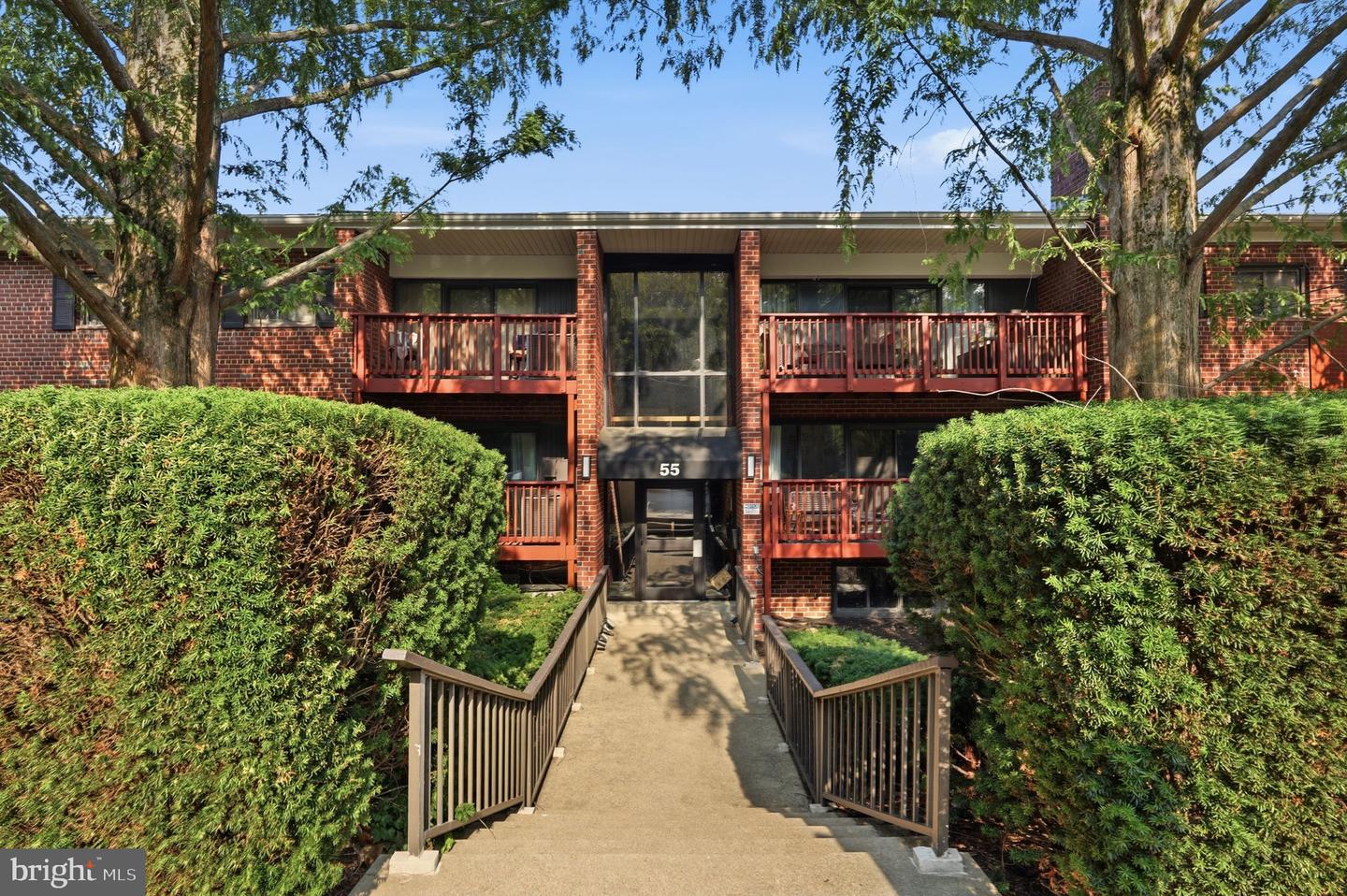 55 Skyhill Road Unit 202, Alexandria, VA, 22314
