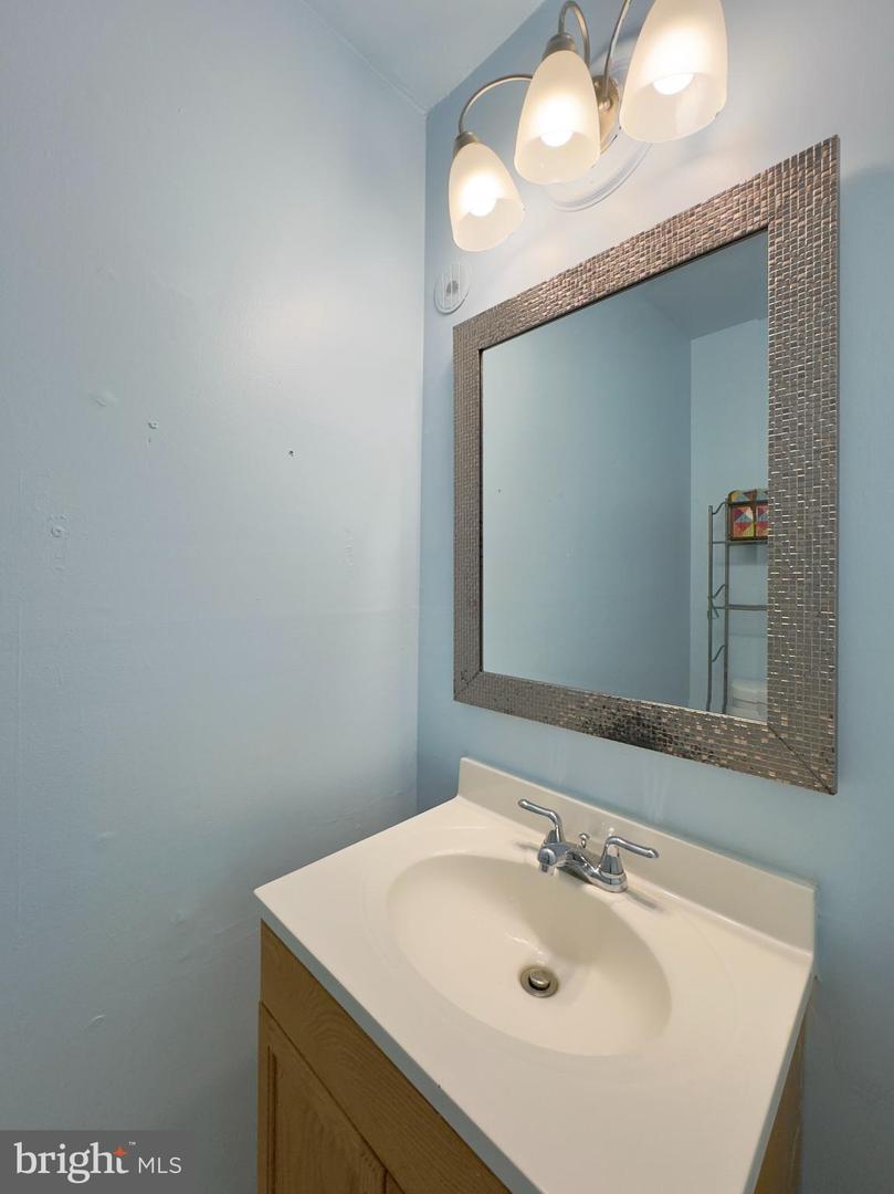 Photo 3 of 24 of 408 Timber Creek townhome
