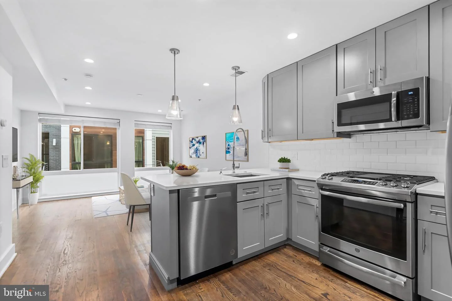 1649 E Eyre Street Unit 3