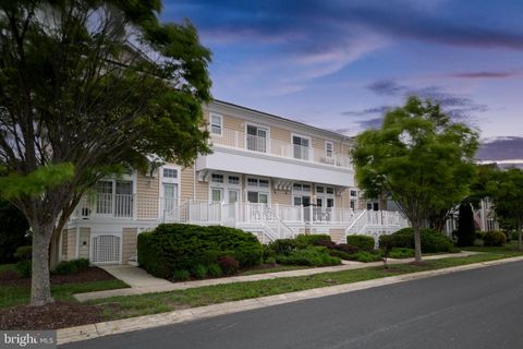 Townhouse in Berlin MD 12147 Landings BOULEVARD 4.jpg