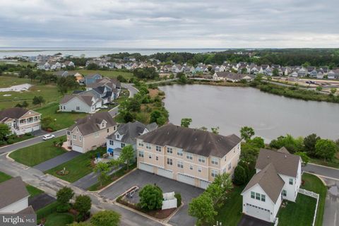 Townhouse in Berlin MD 12147 Landings BOULEVARD 2.jpg