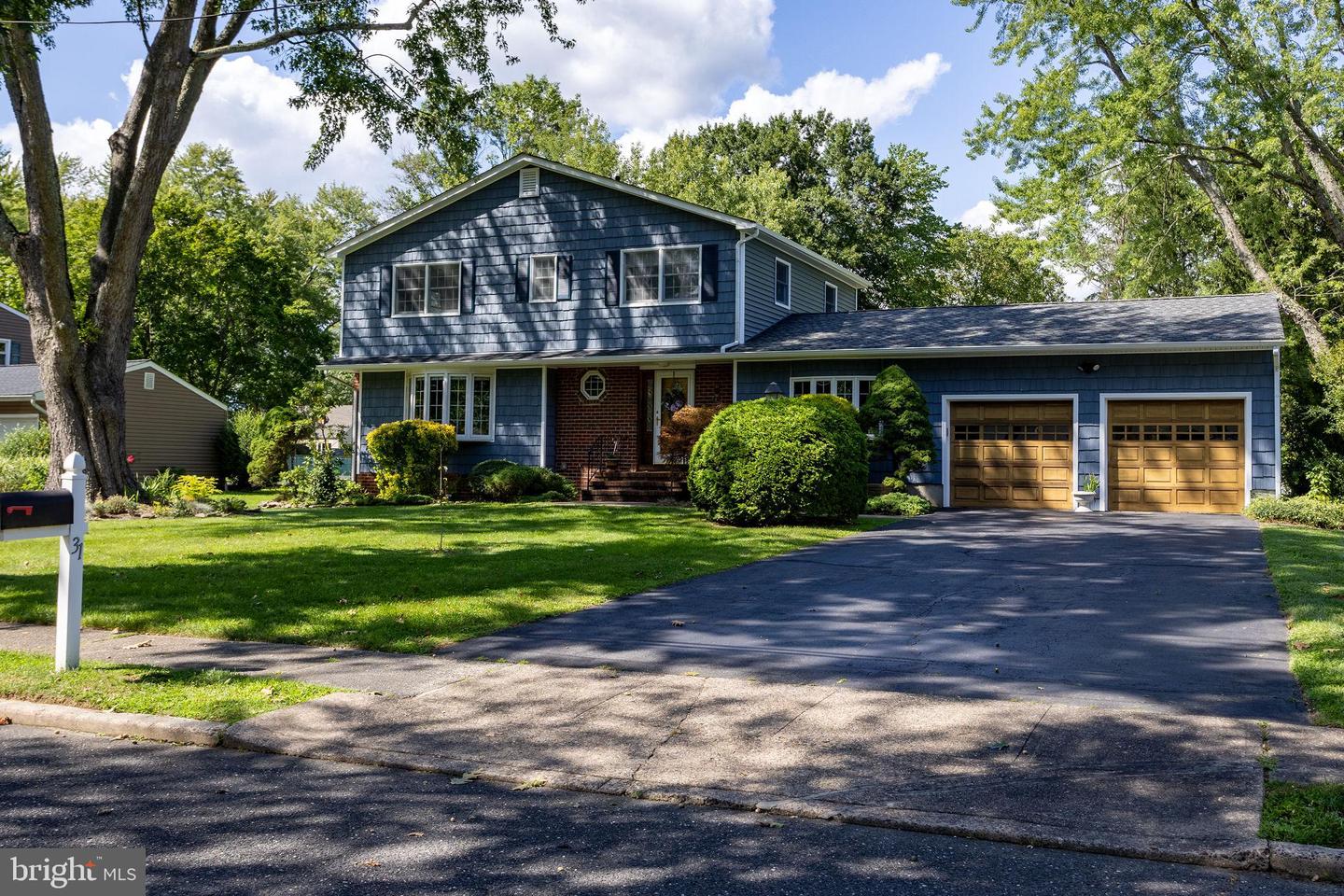 View Hightstown, NJ 08520 house