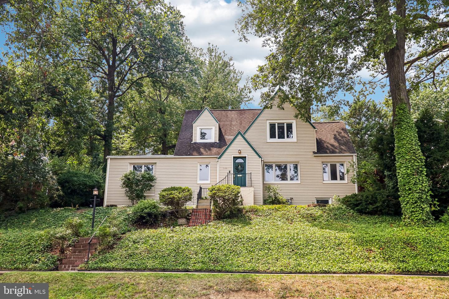 1000 26th Street S, Arlington, VA, 22202