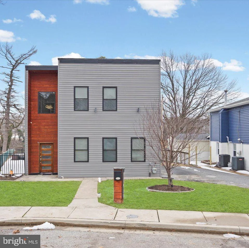 3145 Baybriar Road