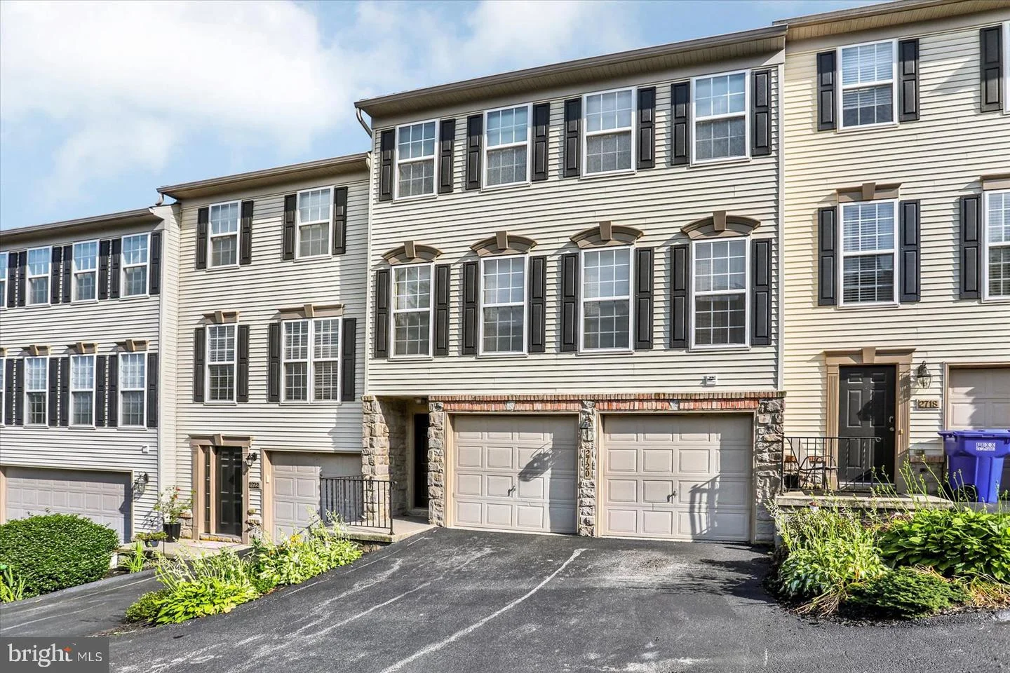 2720 Foxshire Drive Unit 110