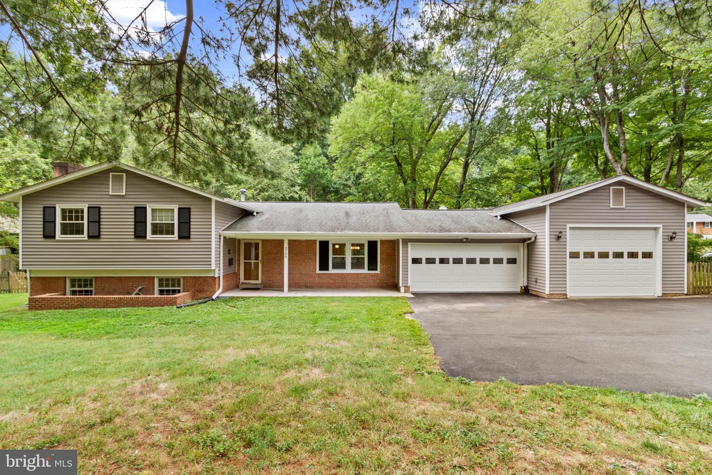 View Fairfax, VA 22031 house