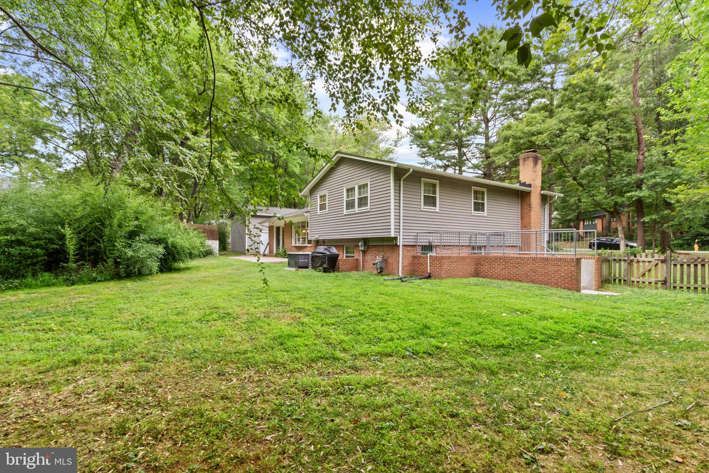 Photo 43 of 43 of 3700 Prince William Dr house