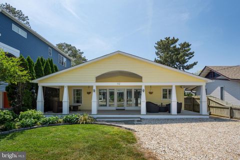 Single Family Residence in Dewey Beach DE 112 Chicago STREET 34.jpg