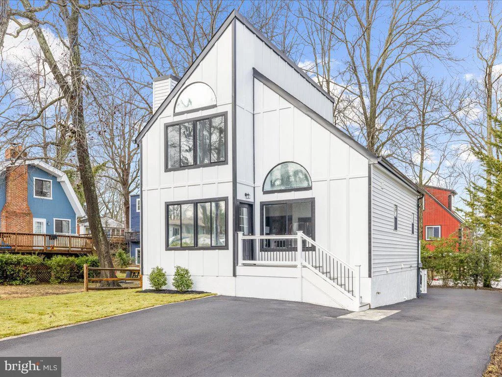 1412 Ellis Road