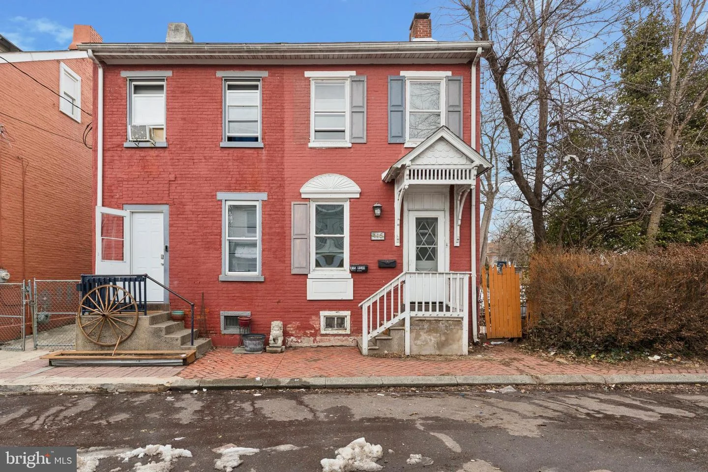 415 Walnut Street