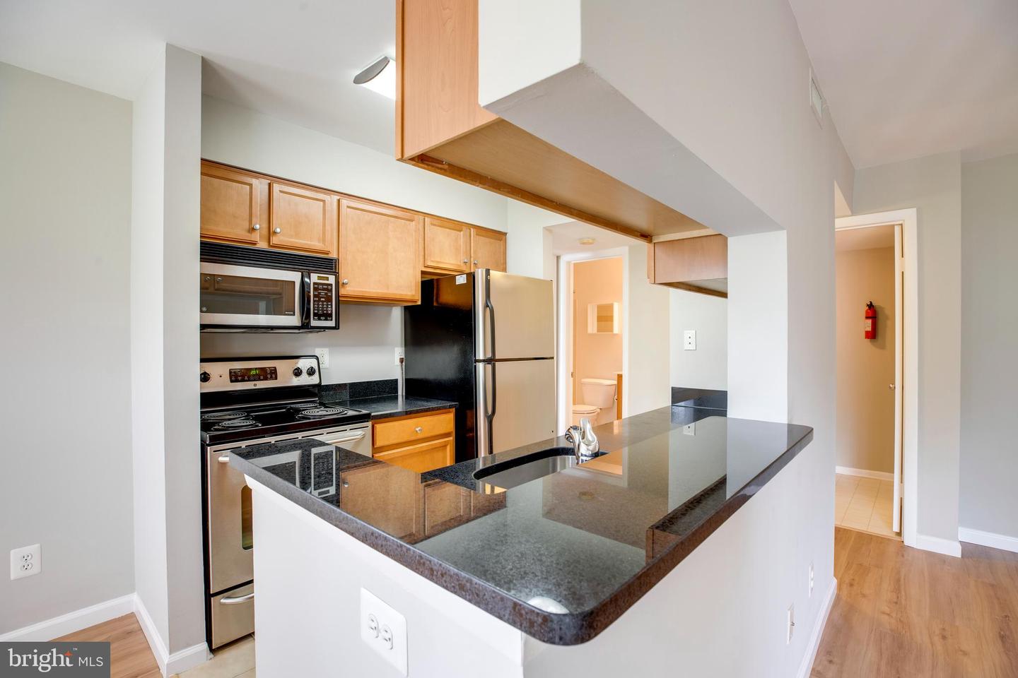 Photo 7 of 24 of 11653 Gas Light Ct #11653i condo