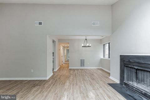 Townhouse in Washington DC 3435 Summit COURT 6.jpg