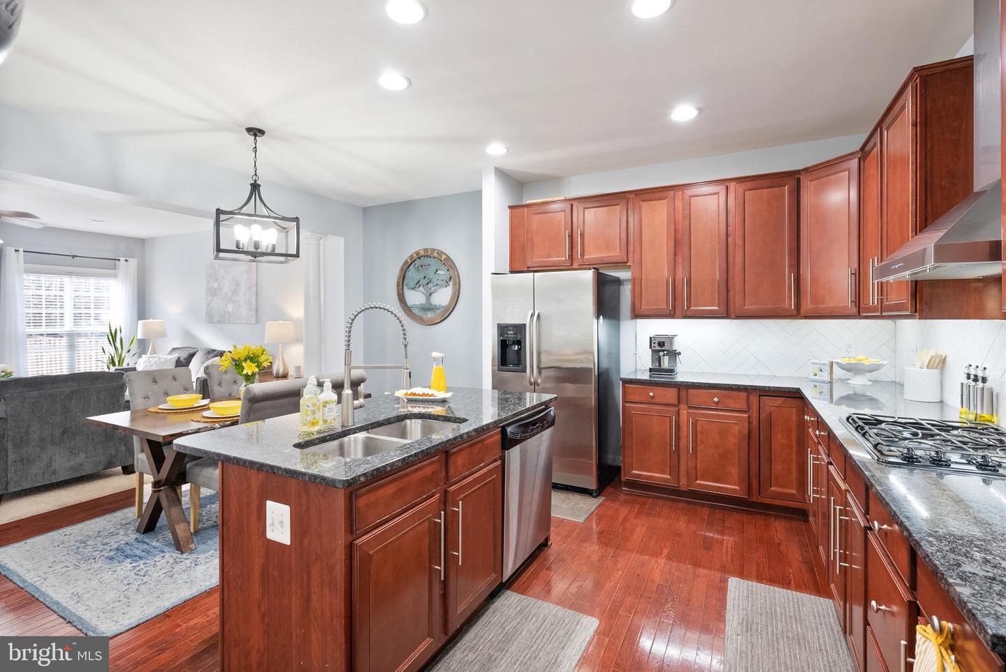 Photo 9 of 57 of 6174 Popes Creek Pl townhome