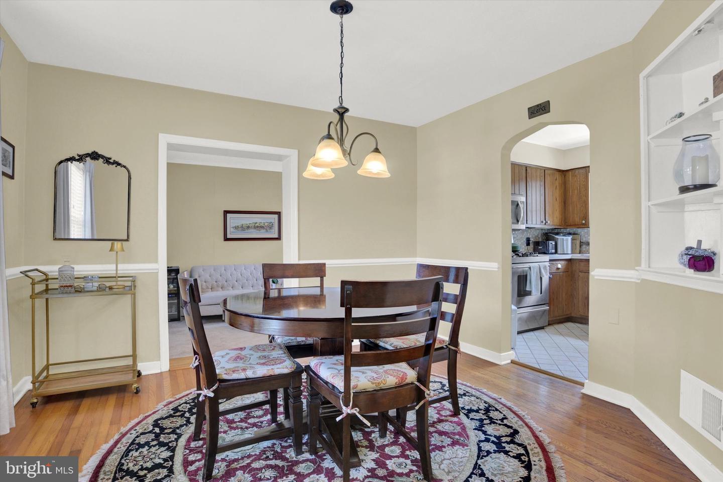 Photo 6 of 21 of 1507 Letchworth Rd house