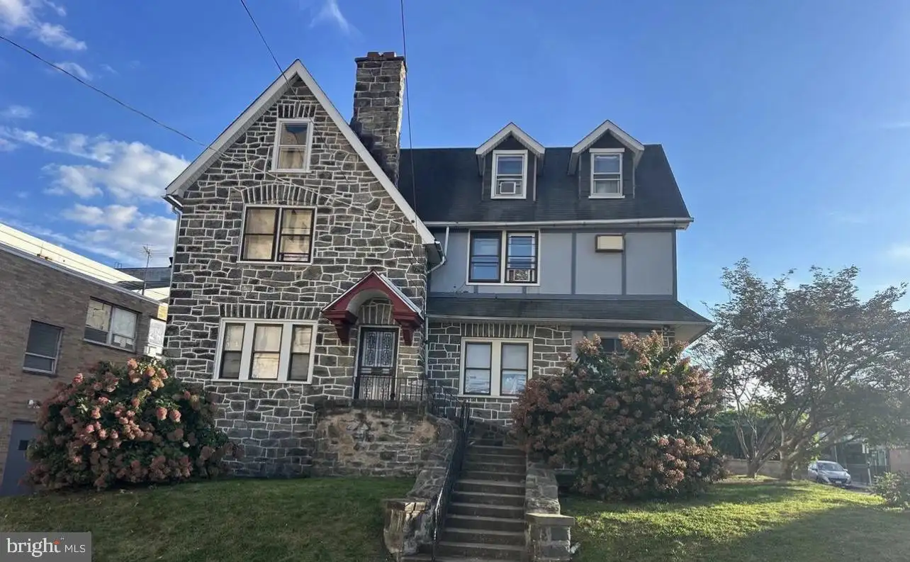 27 Glendale Road, Upper Darby, PA, 19082