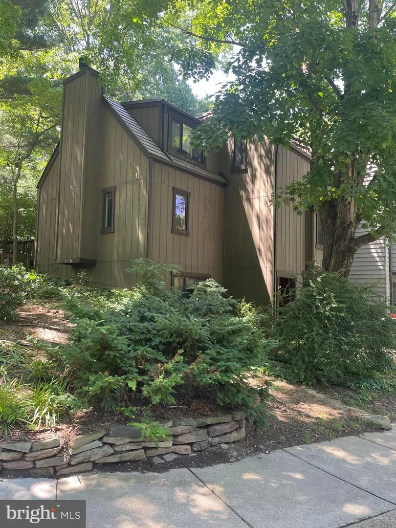 1537 Park Glen Court