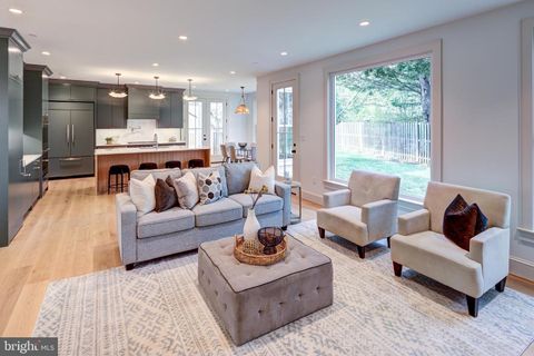 5528 Trent St Chevy Chase MD 20815