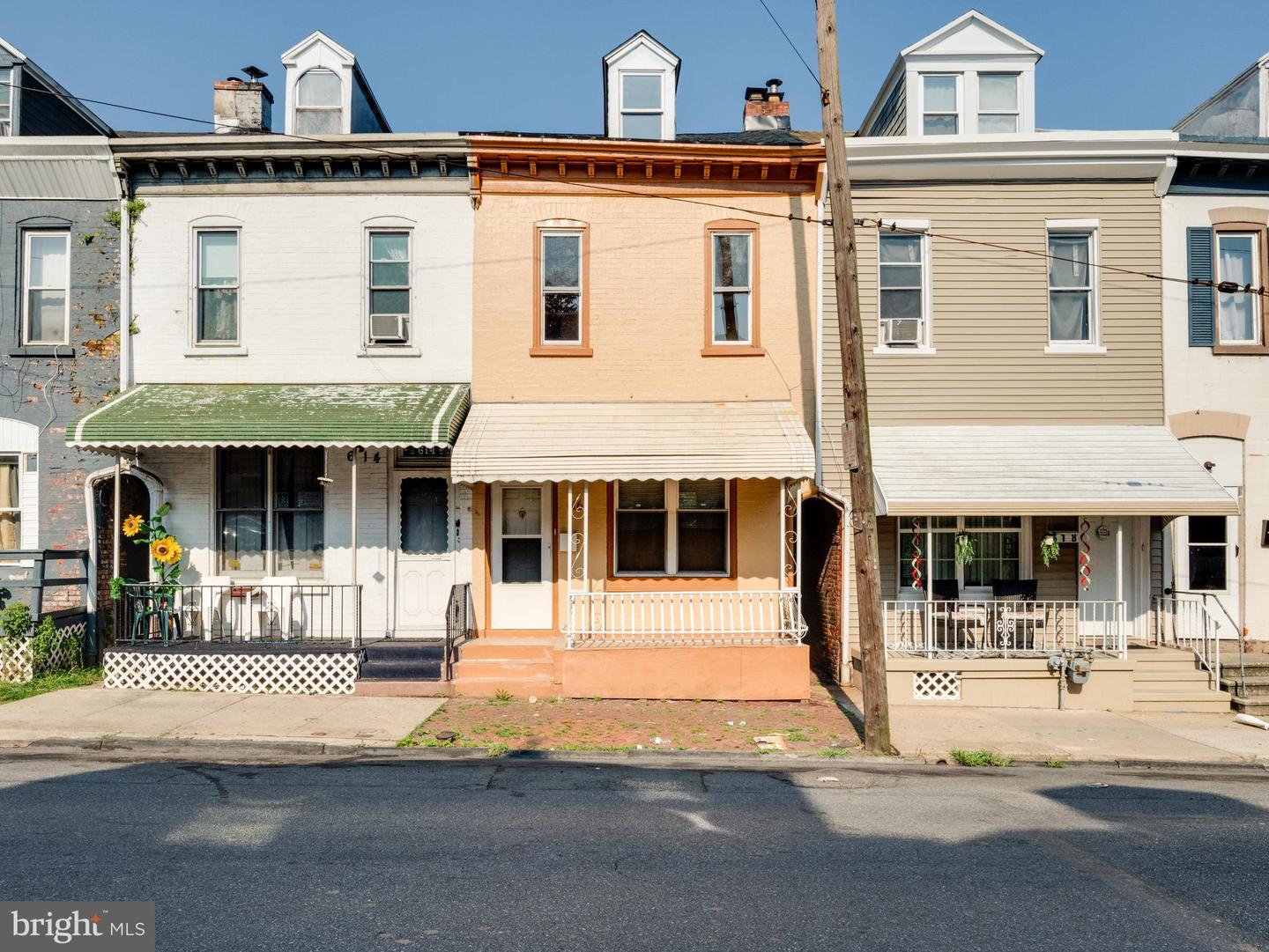 View Reading, PA 19604 townhome