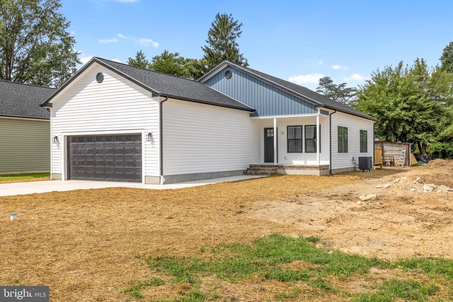 5 Sunrise Ave Ave, Ridgely, MD, 21660