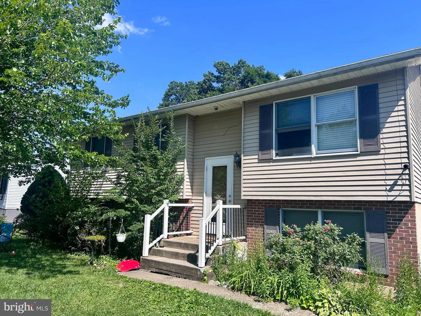 307 E Village Road