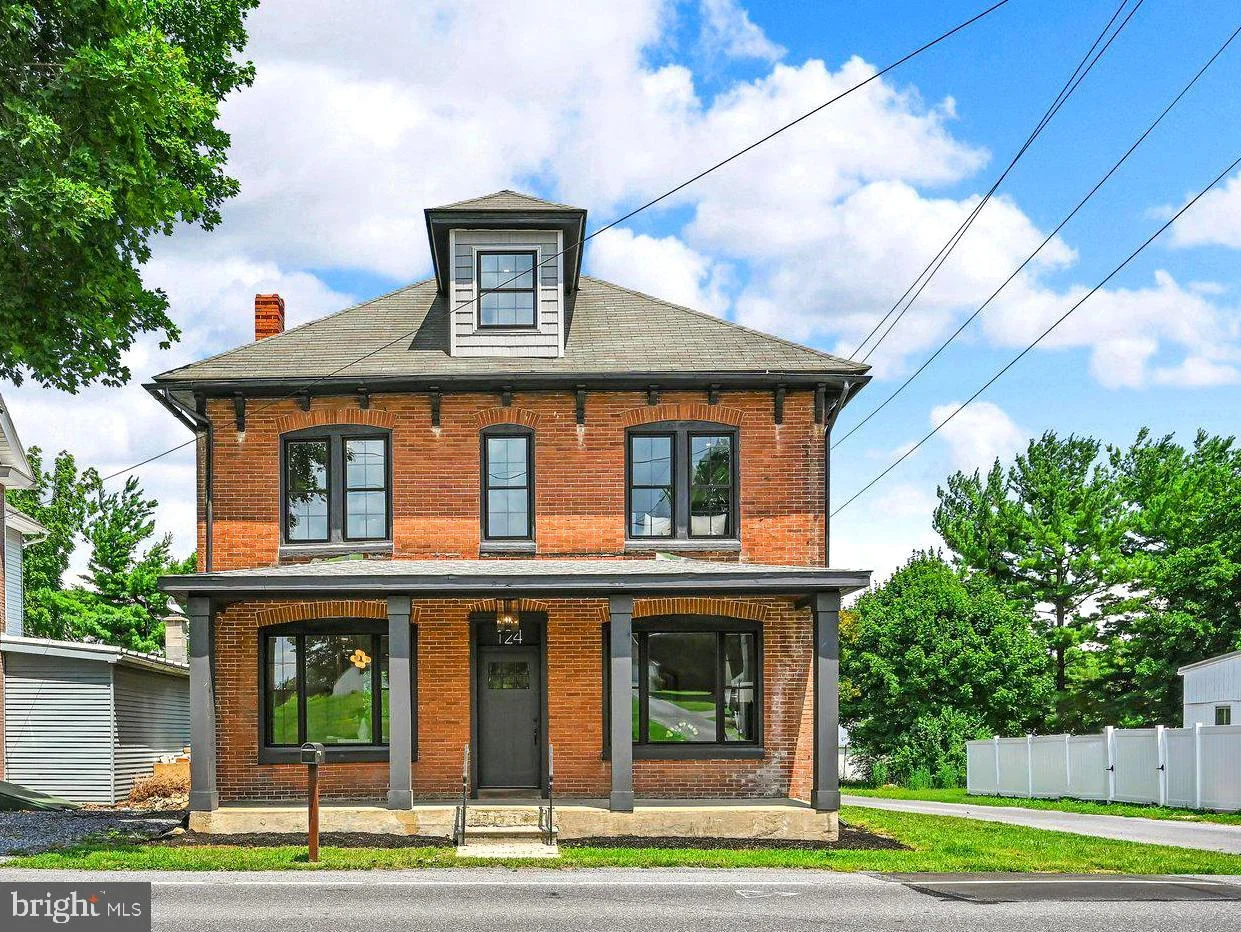 124 N Sheridan Road, Newmanstown, PA, 17073