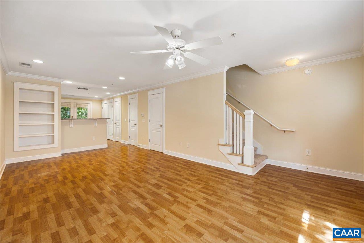 Photo 5 of 26 of 1840 Candlewood Ct #207 townhome