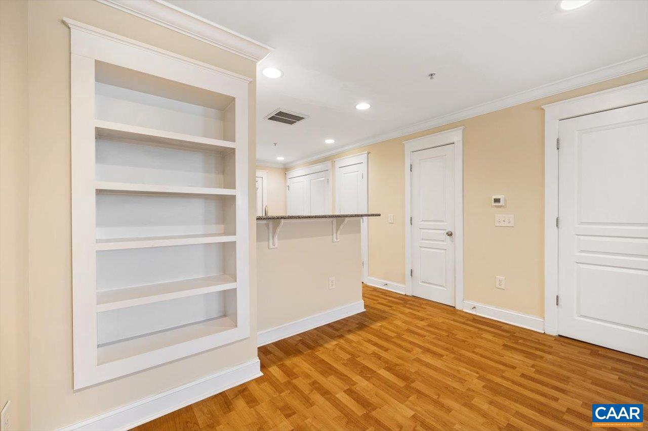 Photo 8 of 26 of 1840 Candlewood Ct #207 townhome