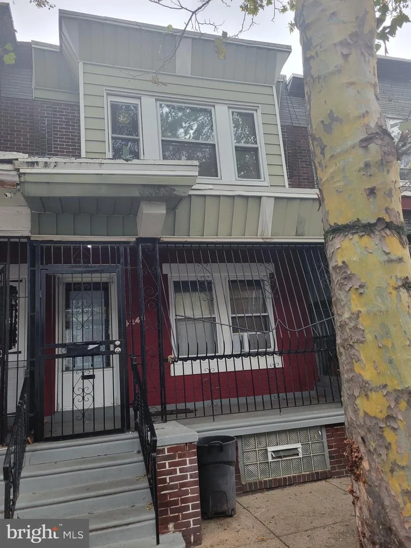 4246 N 8th Street