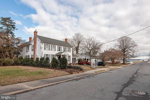 Single Family Residence in Cambridge MD 109 Mill STREET.jpg