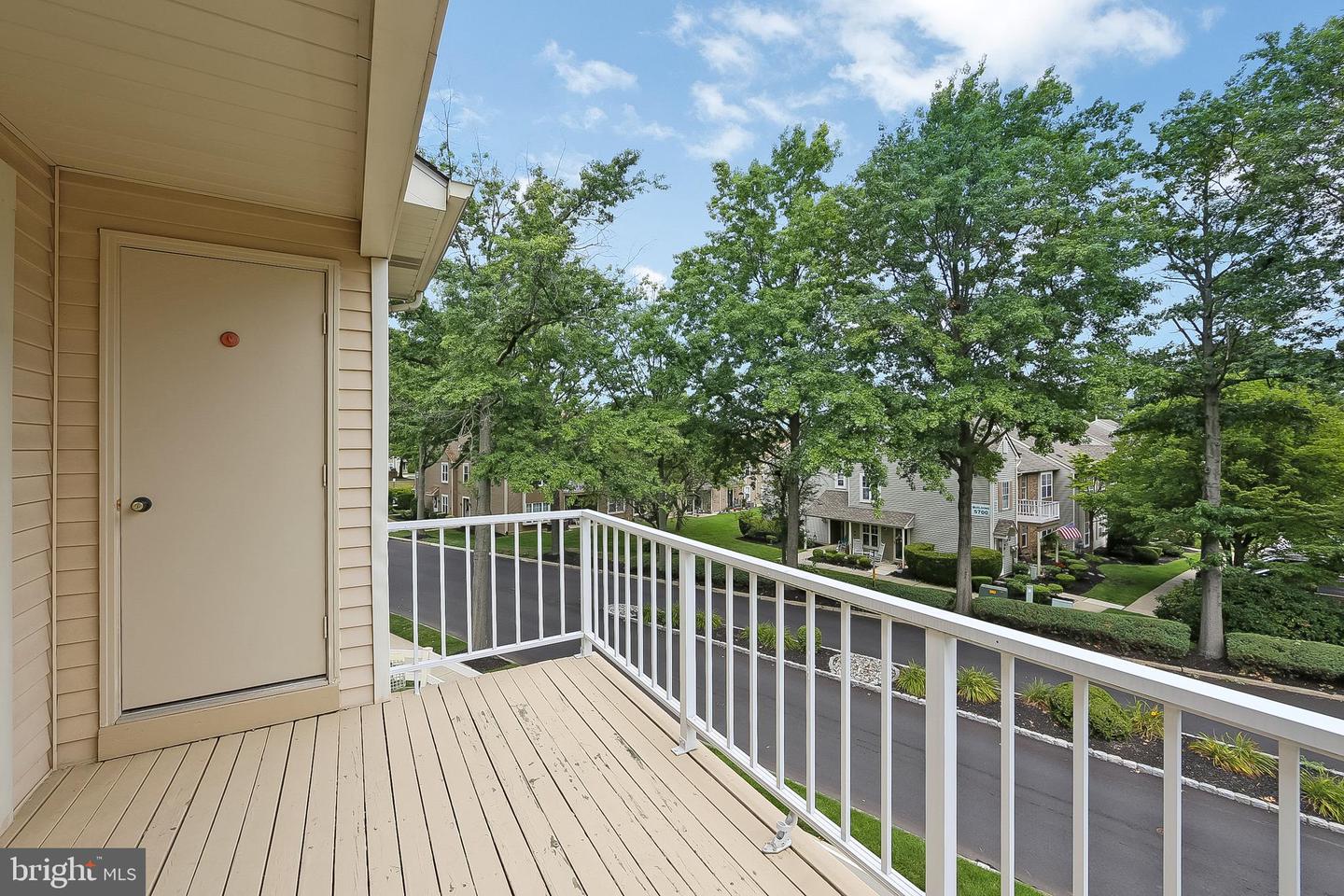 Photo 22 of 23 of 104-B Thornwood Dr condo
