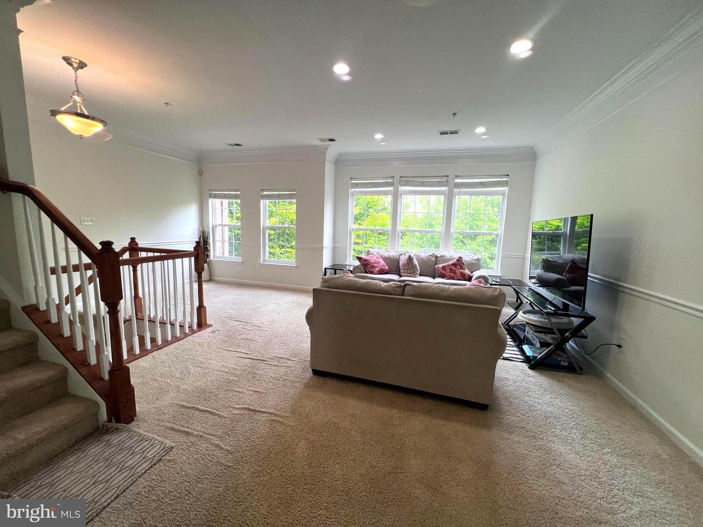 Photo 9 of 50 of 13562 Waterford Hills Blvd townhome