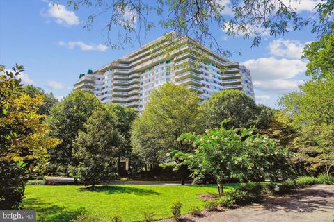 5610 Wisconsin Ave #1408 Chevy Chase MD 20815