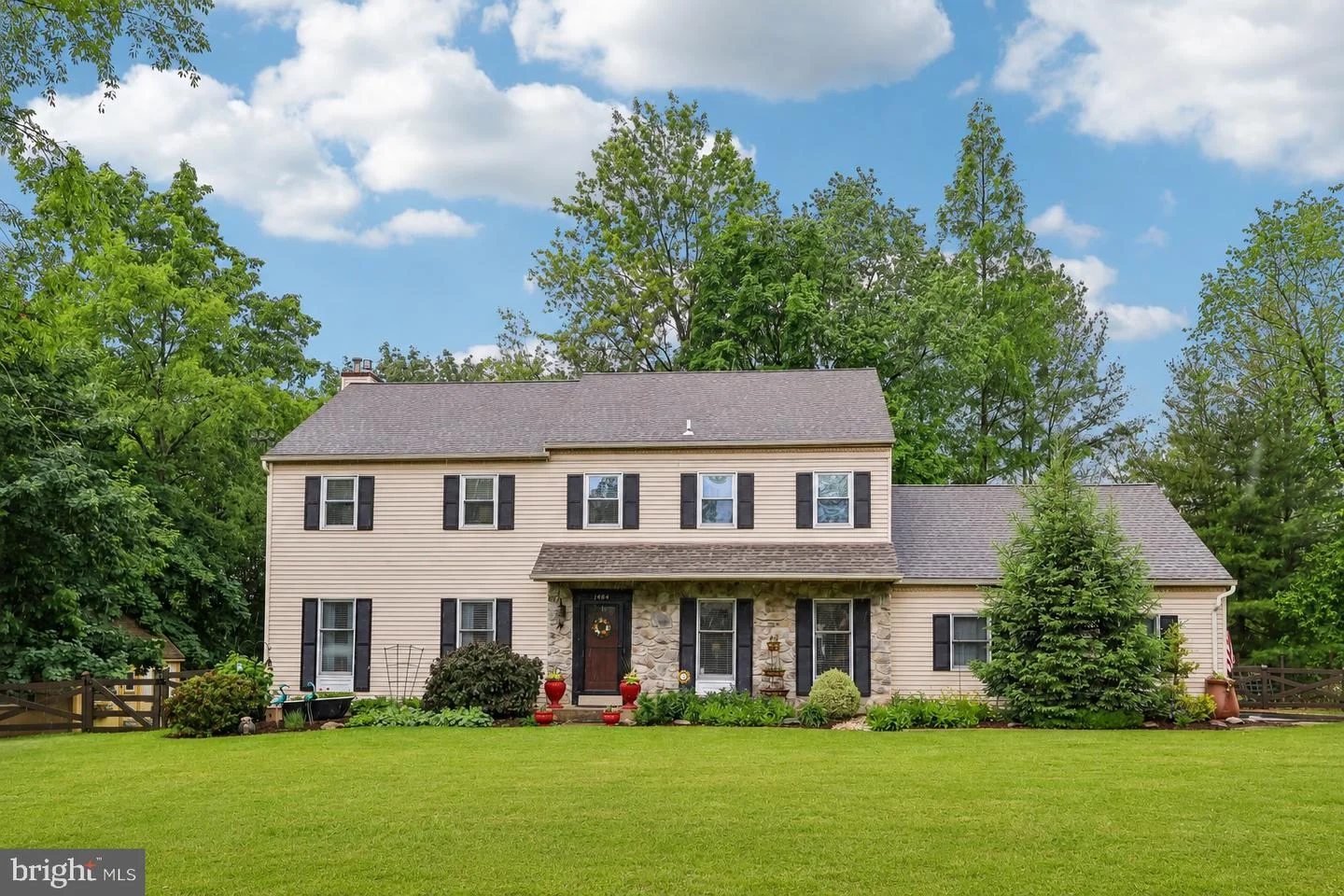 484 Mockingbird Lane