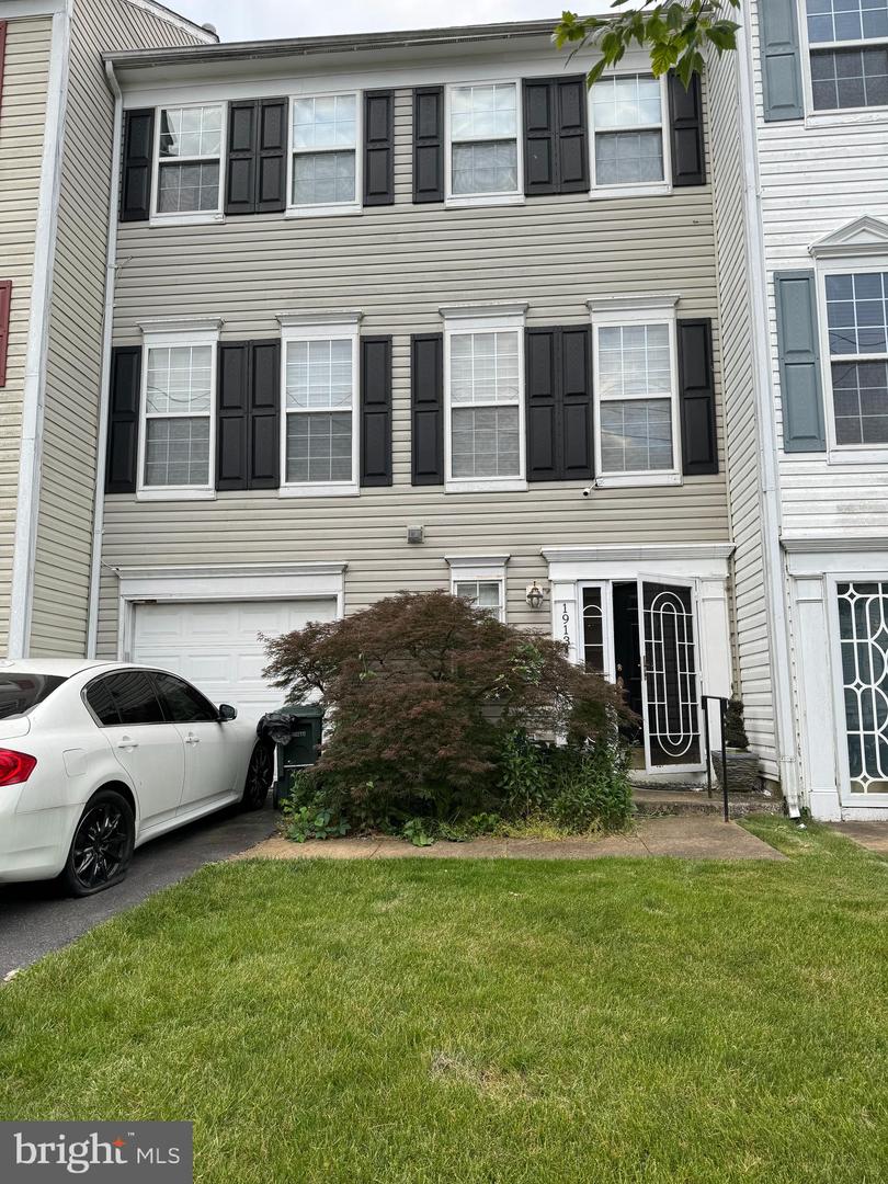 View Washington, DC 20020 townhome