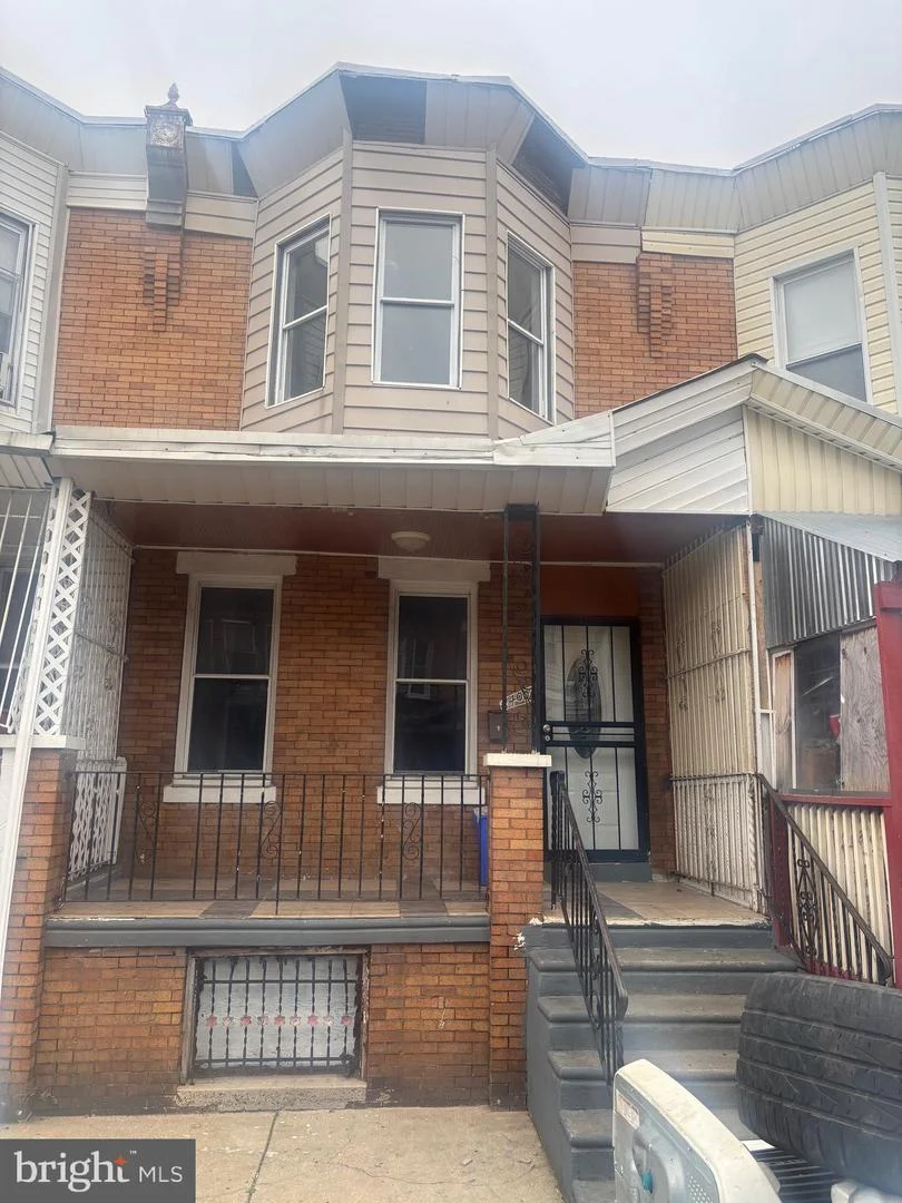 4007 N Marshall Street