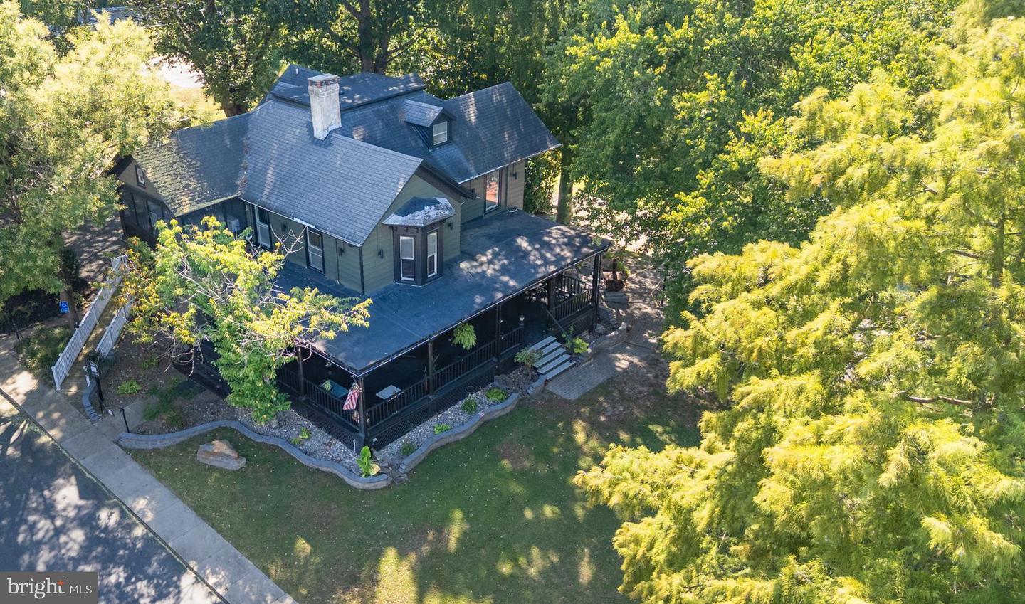 4 S 1St St S, Denton, MD 21629