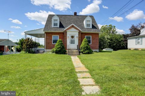 Single Family Residence in Waynesboro PA 314 Fairmount Avenue Ave.jpg