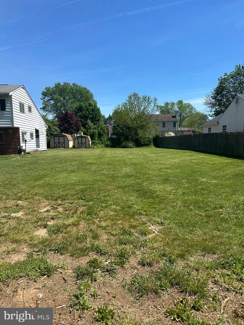 Lot 22 & 24 Oak Ave
