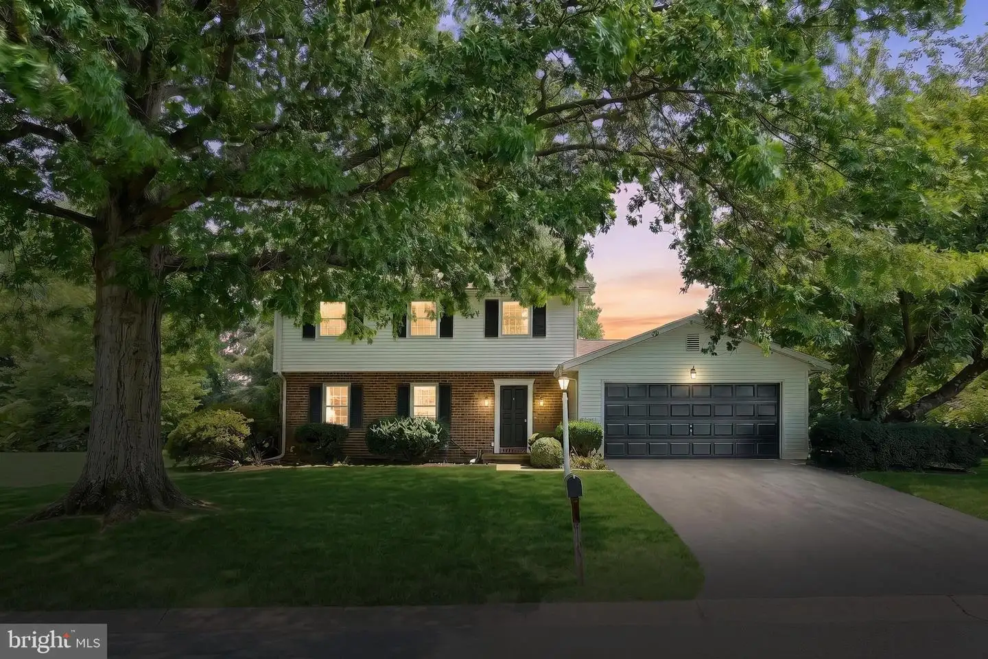 2156 Southbrook Drive, York, PA, 17403