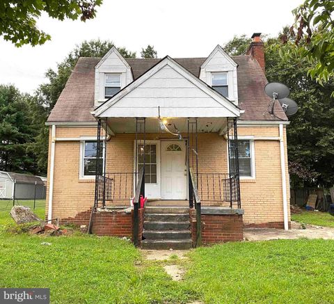 Single Family Residence in Suitland MD 3909 Bexley PLACE.jpg