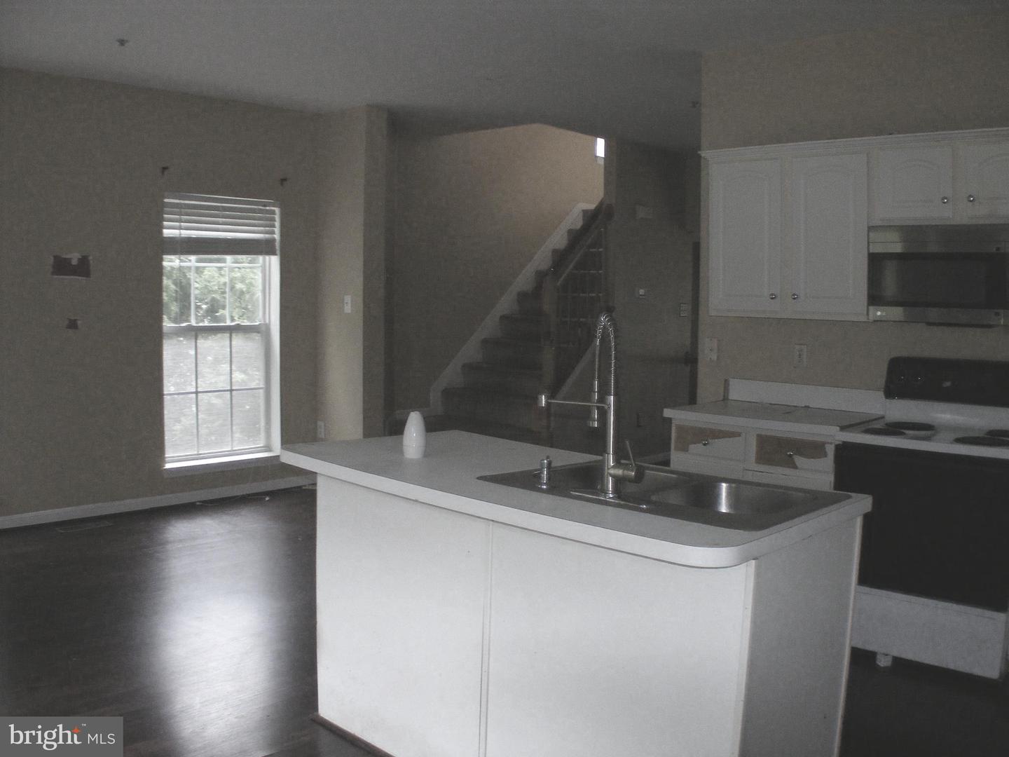 Photo 11 of 20 of 1122 Blue Wing Ter townhome