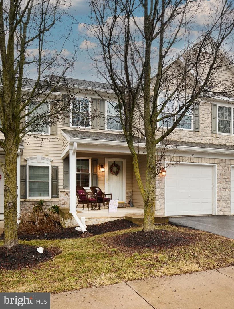 137 Quincy Avenue