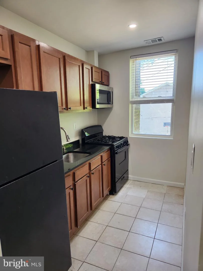 4234 Edson Place NE Unit 3