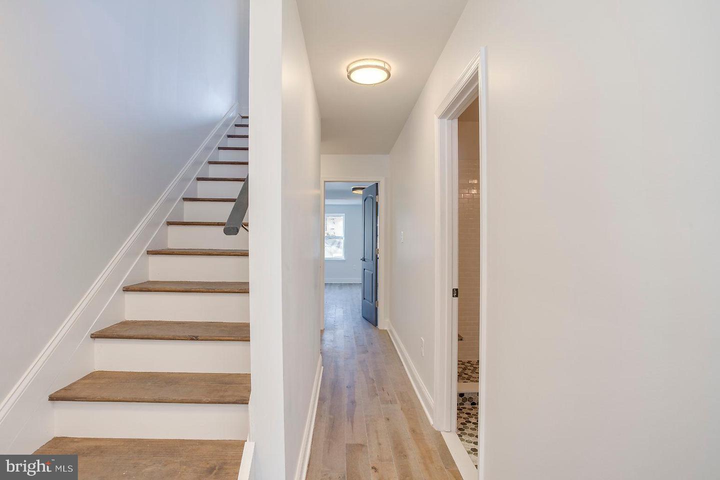Photo 13 of 53 of 304 S Duncan St townhome